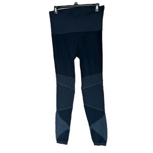 SPANX Women's Black Ankle Leggings Size XL Stretch Pull On Slimming Texured